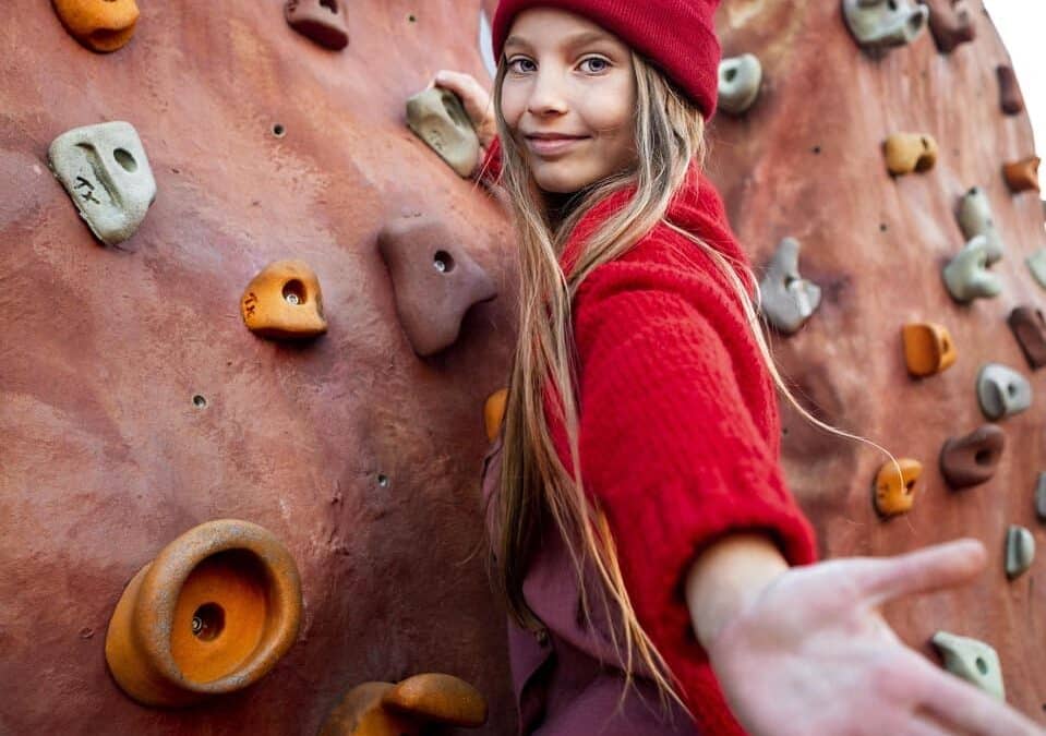 comment bien tomber en escalade de bloc