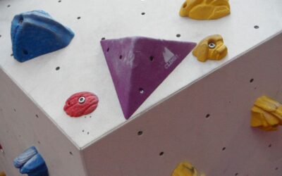 Quelles sont les techniques d&rsquo;escalade pour les débutants ?
