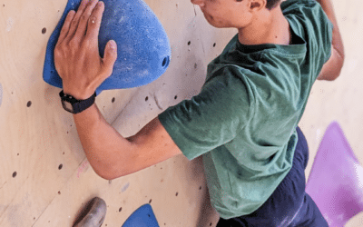 🧗‍♂️✨ 10 raisons de participer à un contest d’escalade de blocs (Même sans viser la finale !)