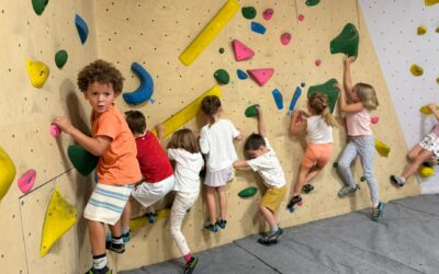Stage escalade enfant à Paris : vacances de la Toussaint 2026